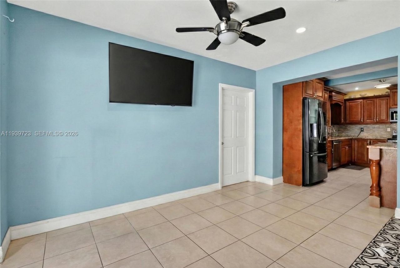 2410 Gulfstream Dr, Miramar, FL 33023 Photo