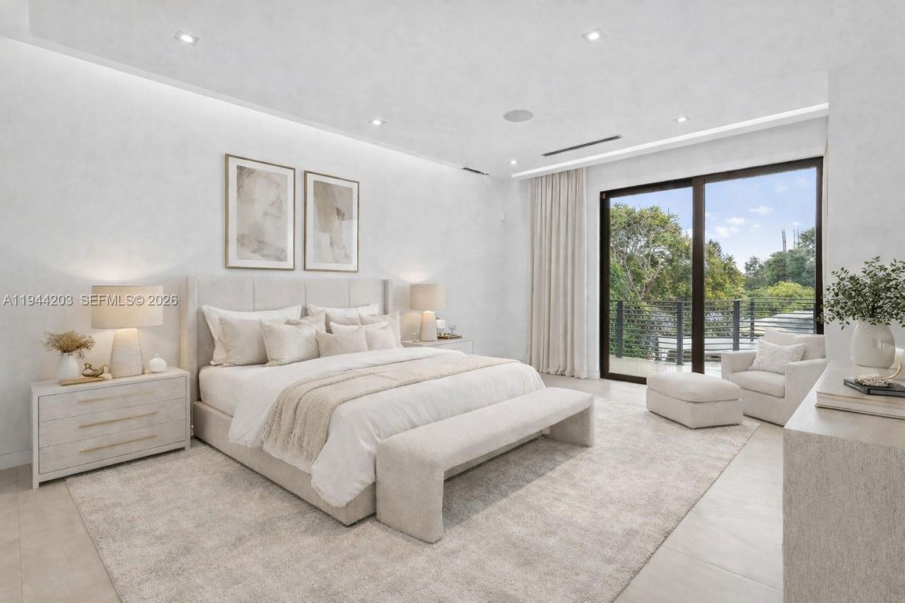 685 NE 81 St, Miami, FL 33138 Photo