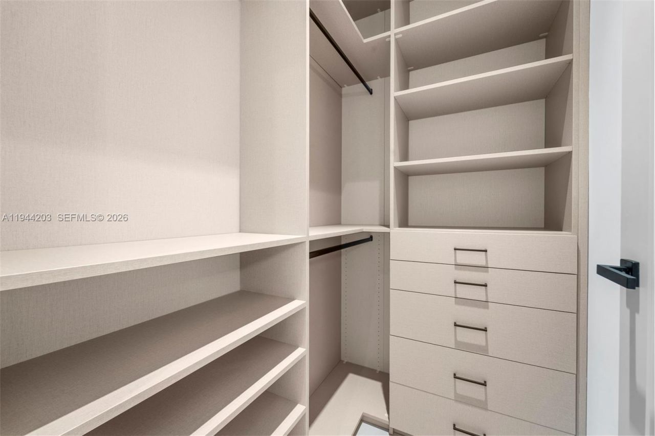 685 NE 81 St, Miami, FL 33138 Photo