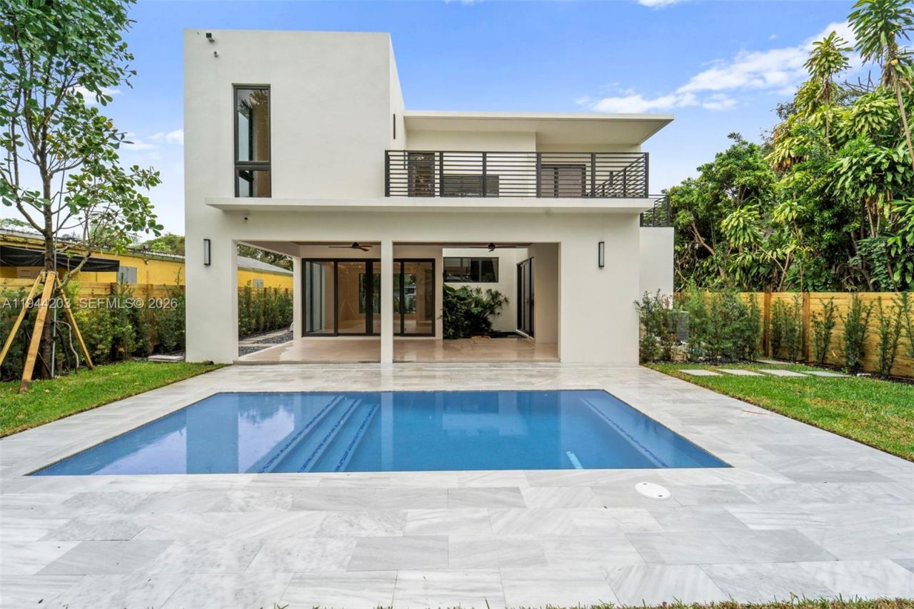 685 NE 81 St, Miami, FL 33138 Photo