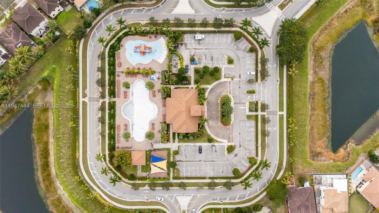 77 NE 37th Pl, Homestead, FL 33033 Photo