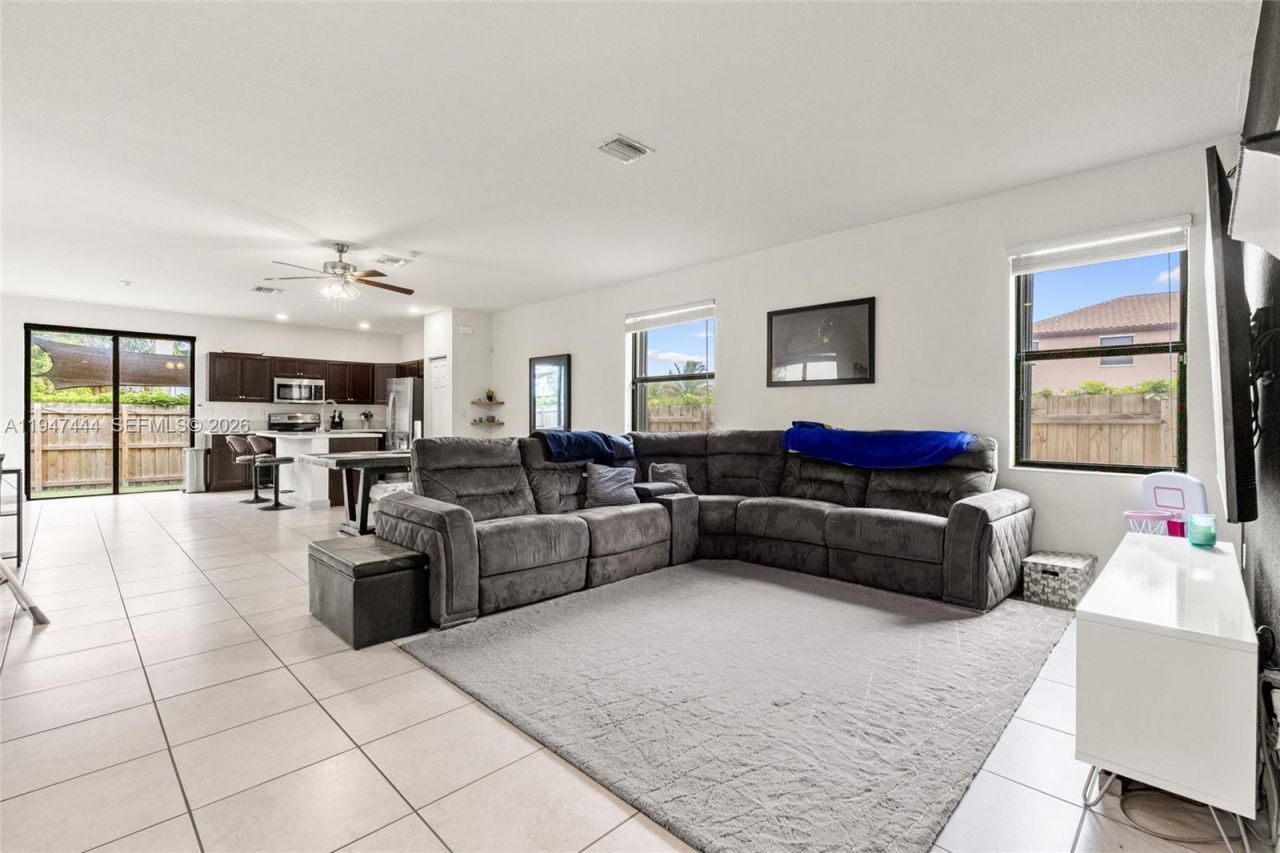 77 NE 37th Pl, Homestead, FL 33033 Photo