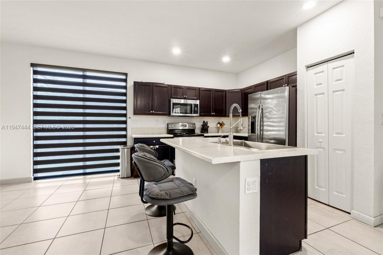 77 NE 37th Pl, Homestead, FL 33033 Photo