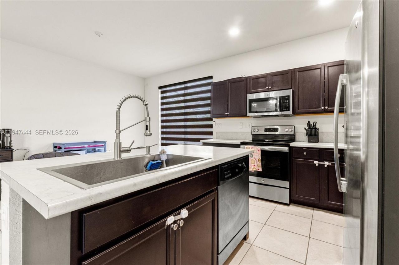 77 NE 37th Pl, Homestead, FL 33033 Photo