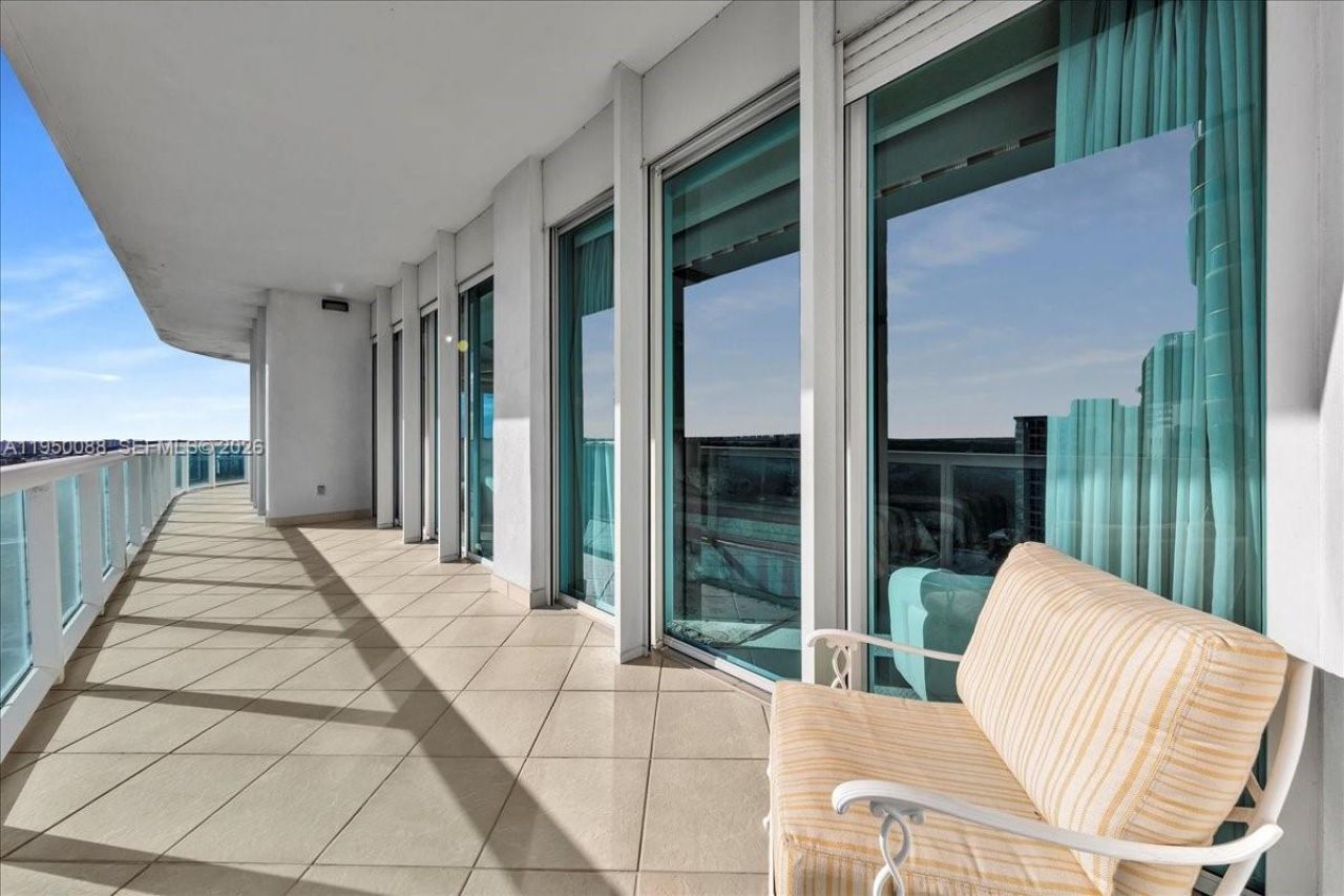 10101 Collins Ave, Unit 16B + CAB, Bal Harbour, FL 33154 Photo