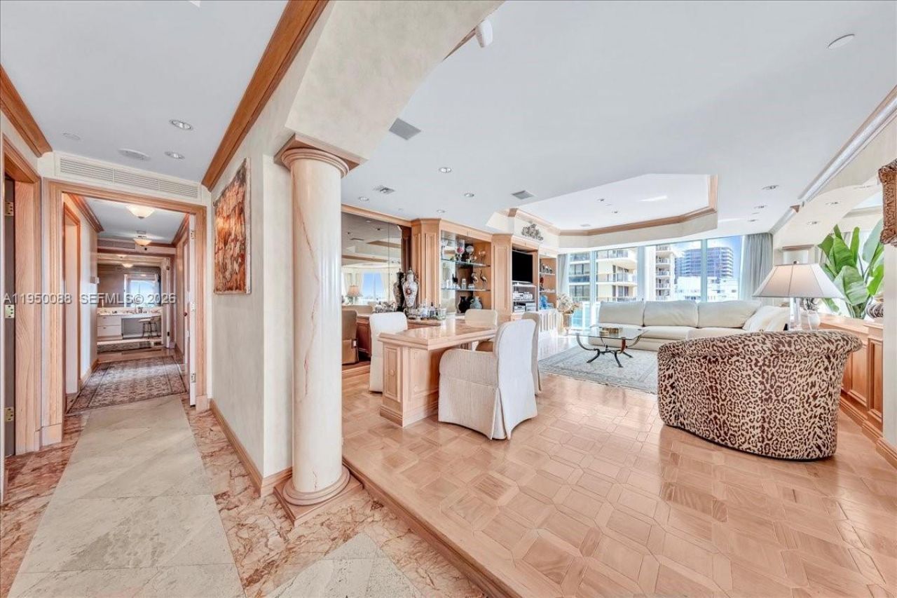 10101 Collins Ave, Unit 16B, Bal Harbour, FL 33154 Photo