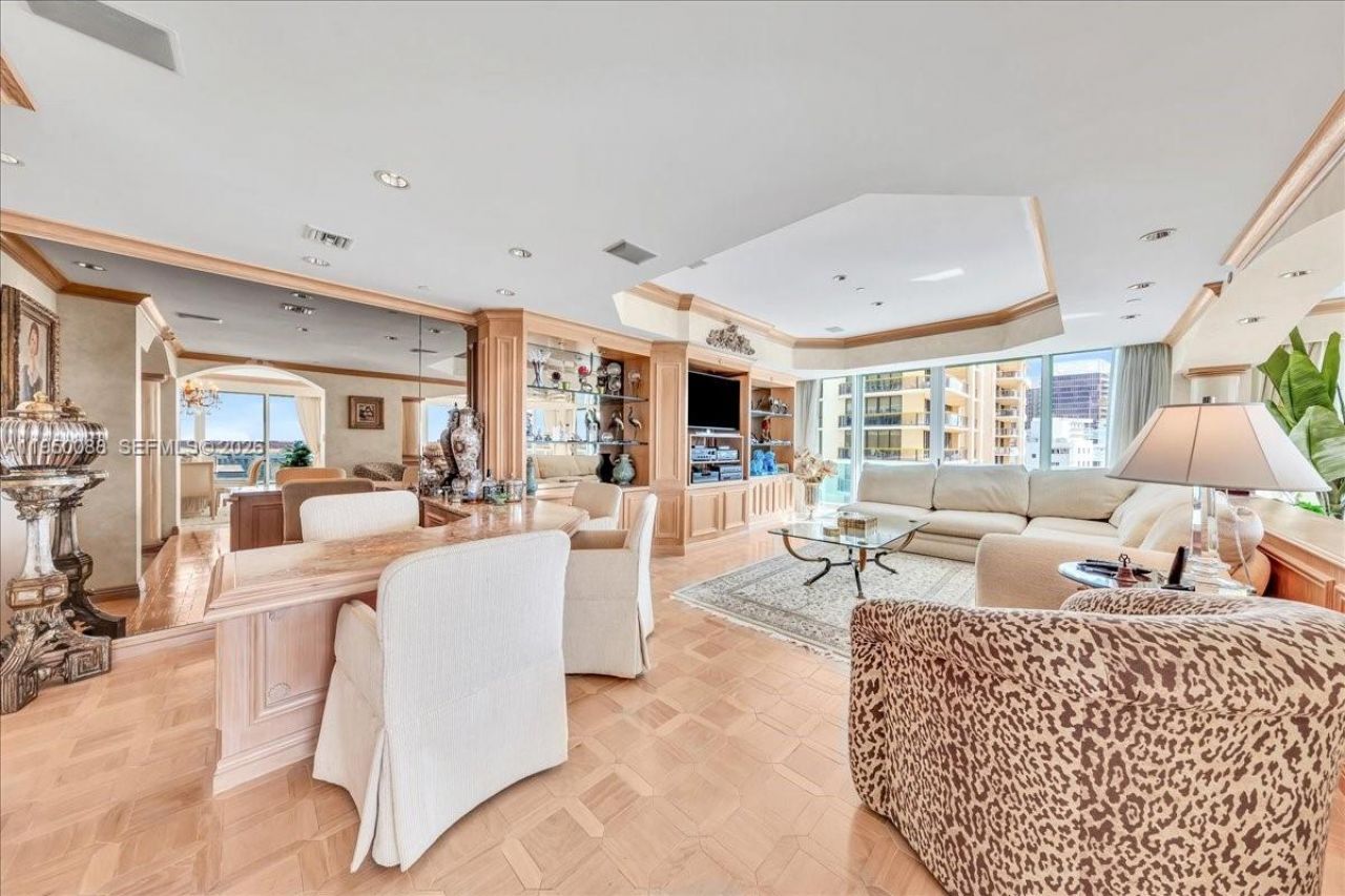 10101 Collins Ave, Unit 16B, Bal Harbour, FL 33154 Photo