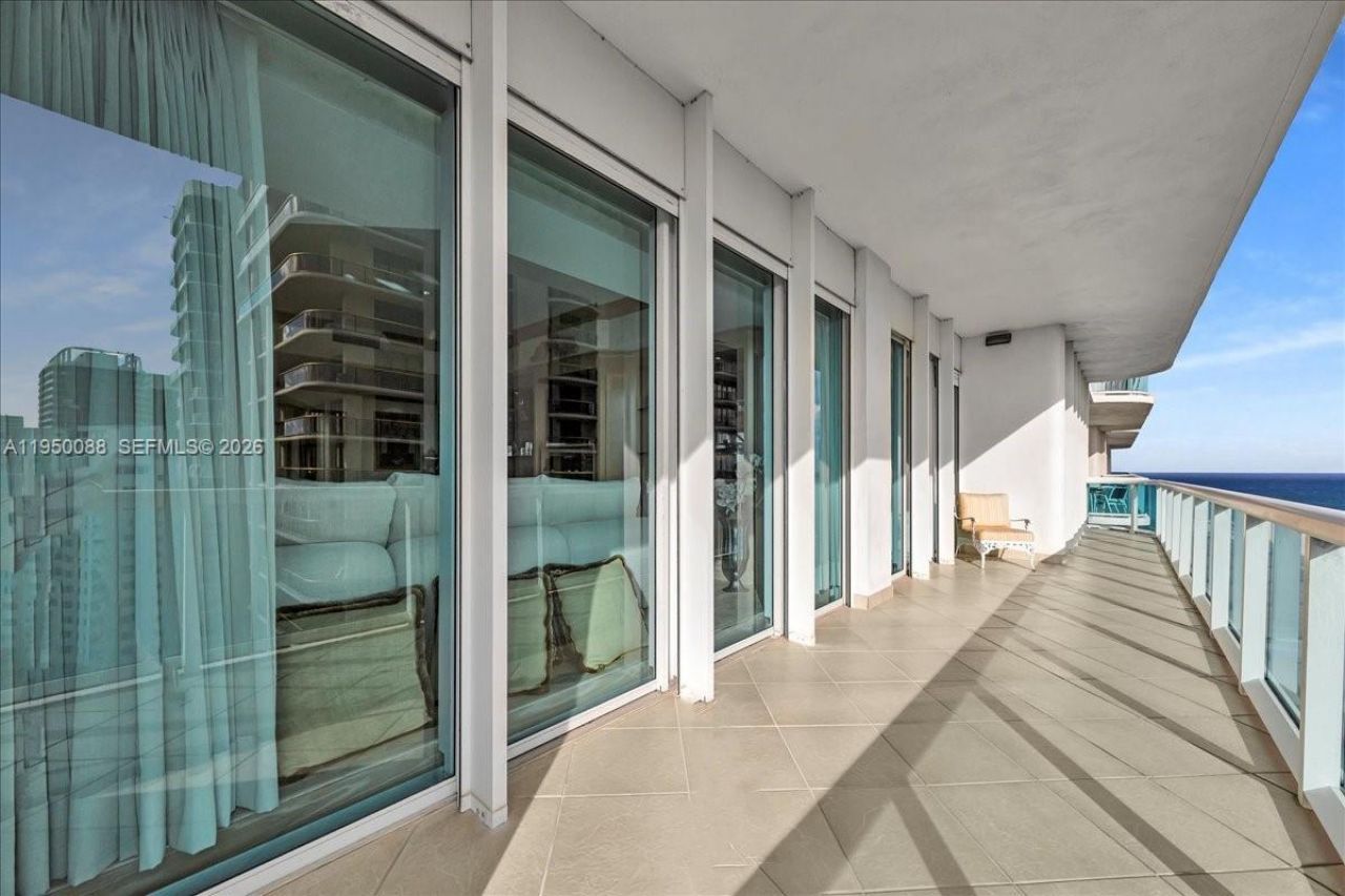 10101 Collins Ave, Unit 16B + CAB, Bal Harbour, FL 33154 Photo