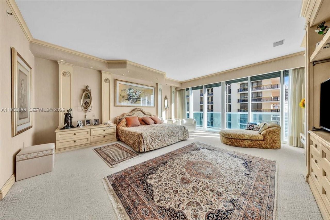 10101 Collins Ave, Unit 16B, Bal Harbour, FL 33154 Photo
