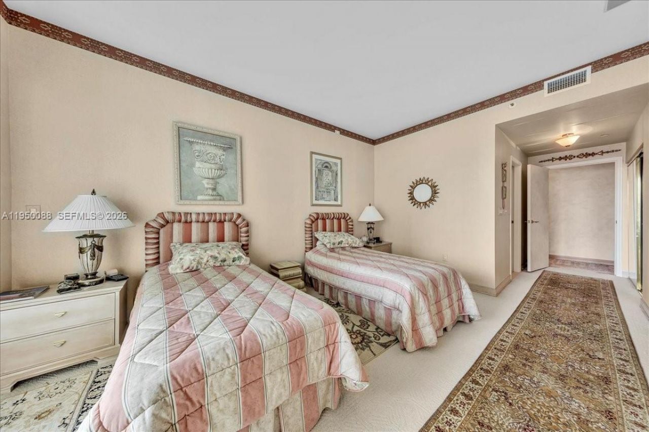 10101 Collins Ave, Unit 16B + CAB, Bal Harbour, FL 33154 Photo