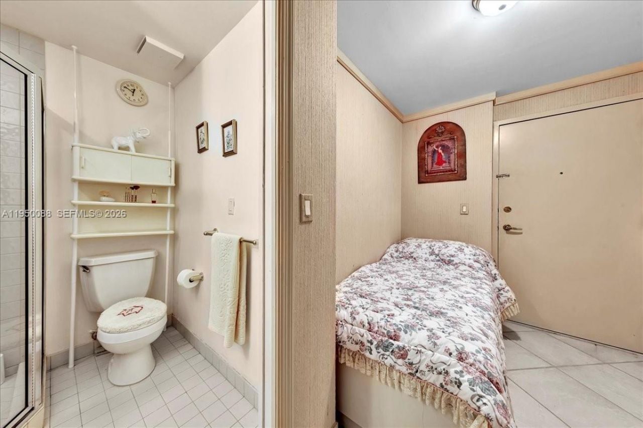 10101 Collins Ave, Unit 16B + CAB, Bal Harbour, FL 33154 Photo