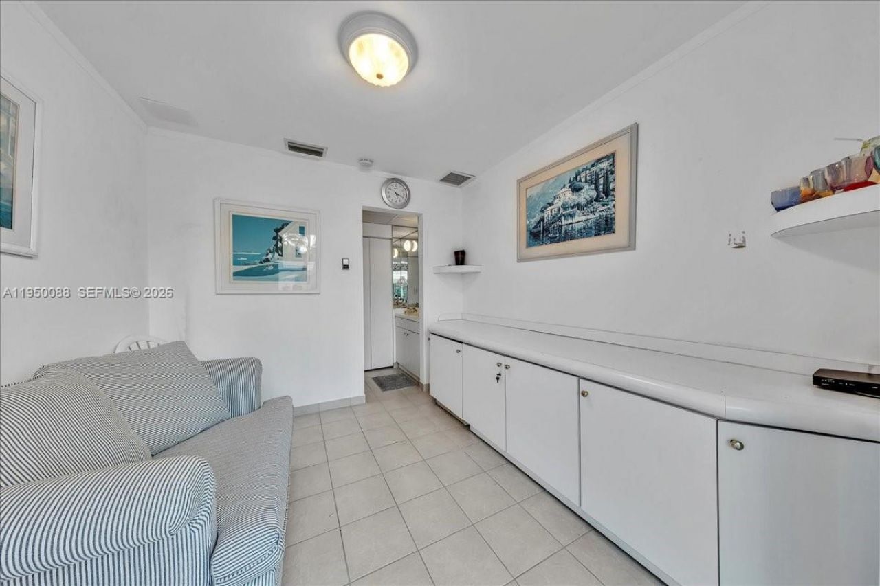 10101 Collins Ave, Unit 16B + CAB, Bal Harbour, FL 33154 Photo