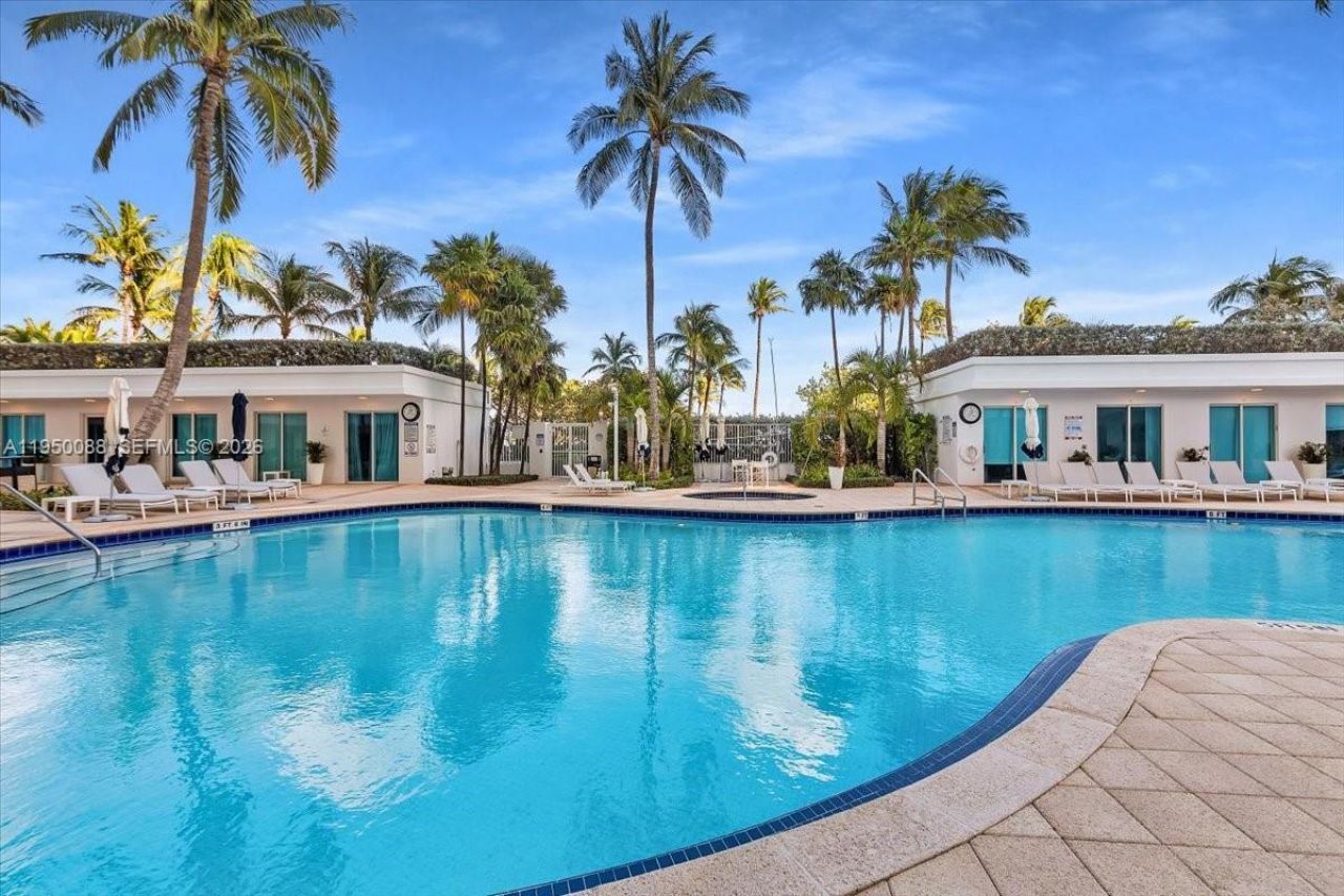 10101 Collins Ave, Unit 16B + CAB, Bal Harbour, FL 33154 Photo