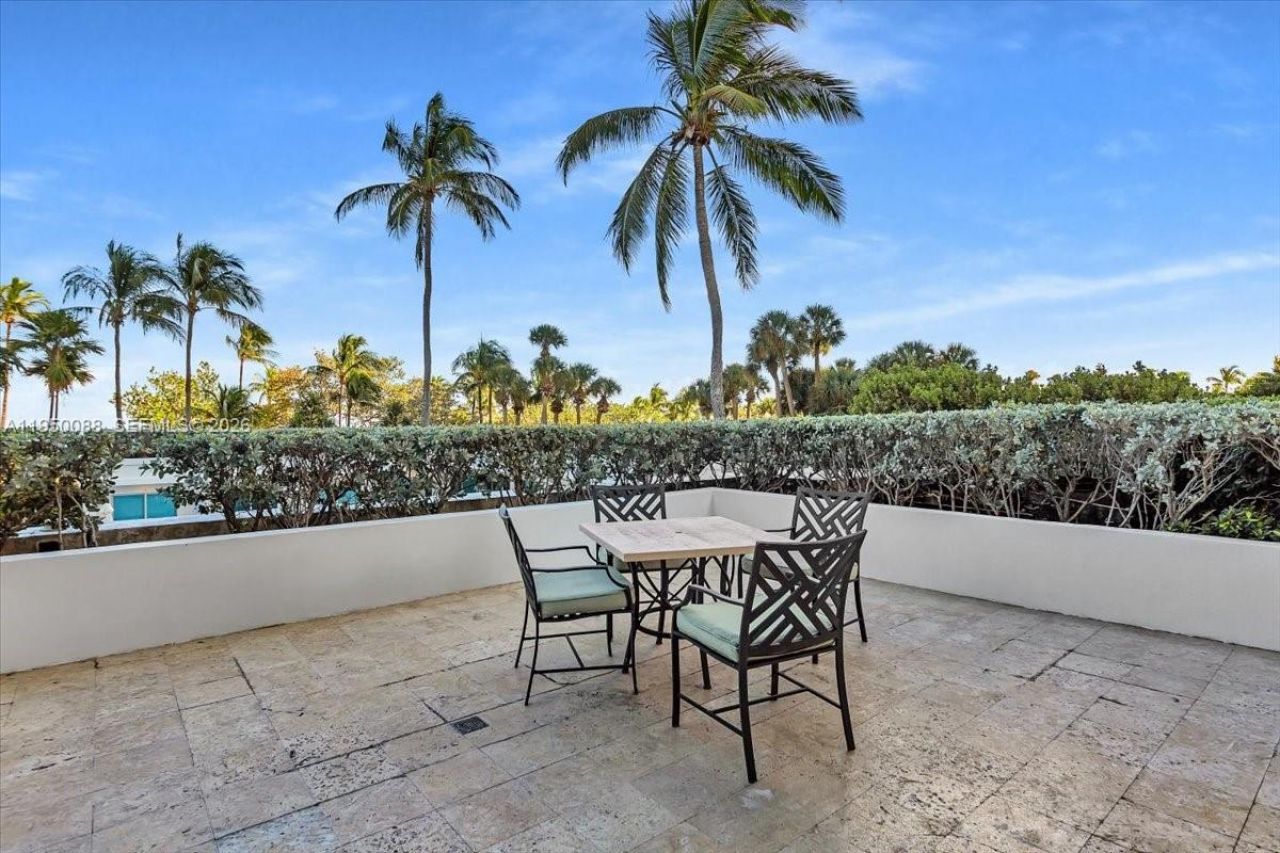 10101 Collins Ave, Unit 16B, Bal Harbour, FL 33154 Photo