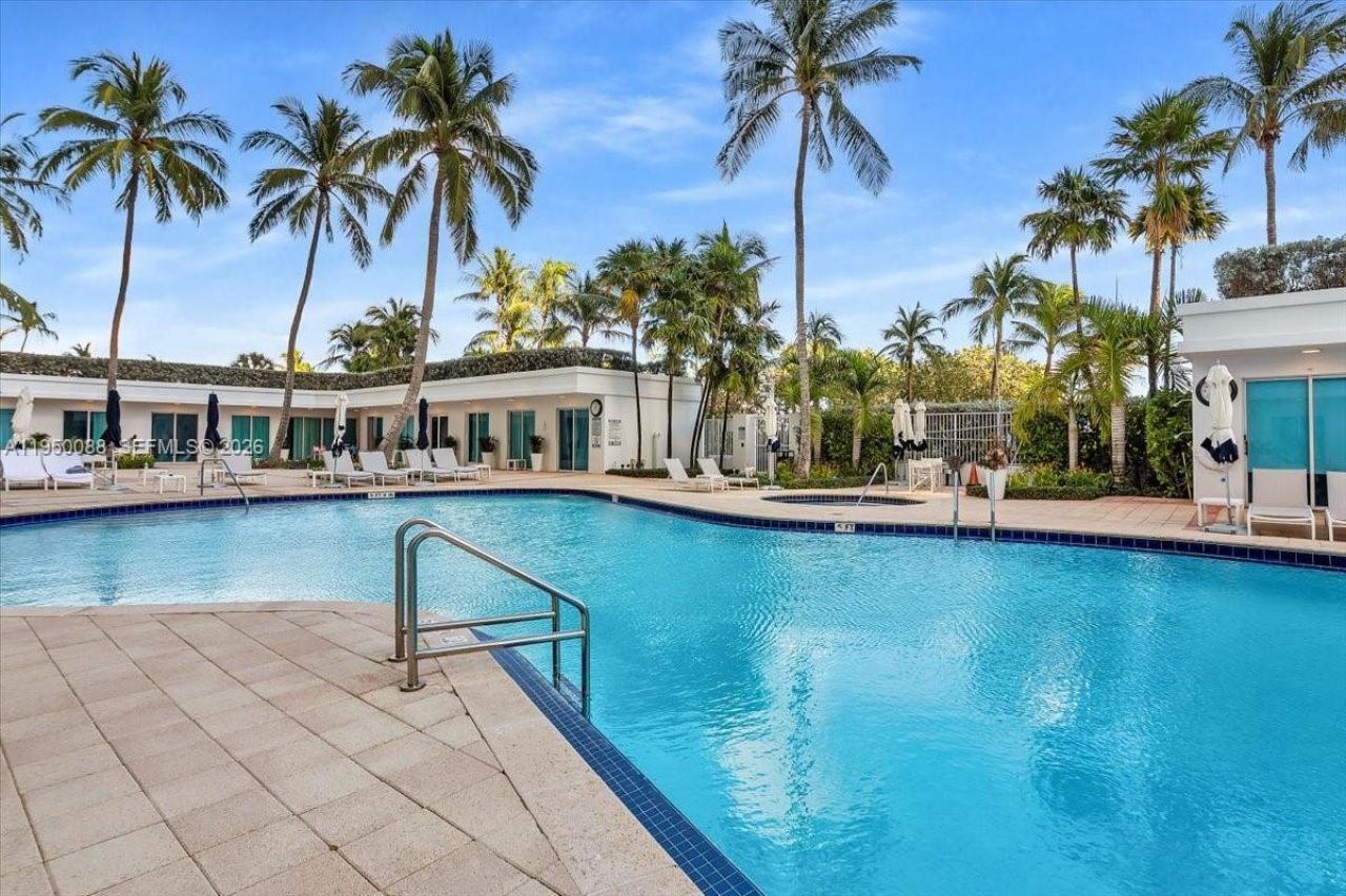 10101 Collins Ave, Unit 16B, Bal Harbour, FL 33154 Photo