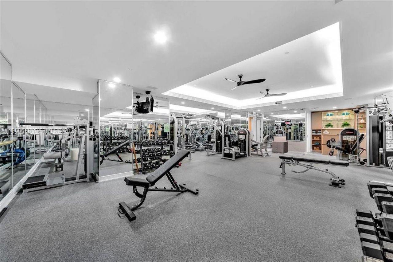 10101 Collins Ave, Unit 16B + CAB, Bal Harbour, FL 33154 Photo