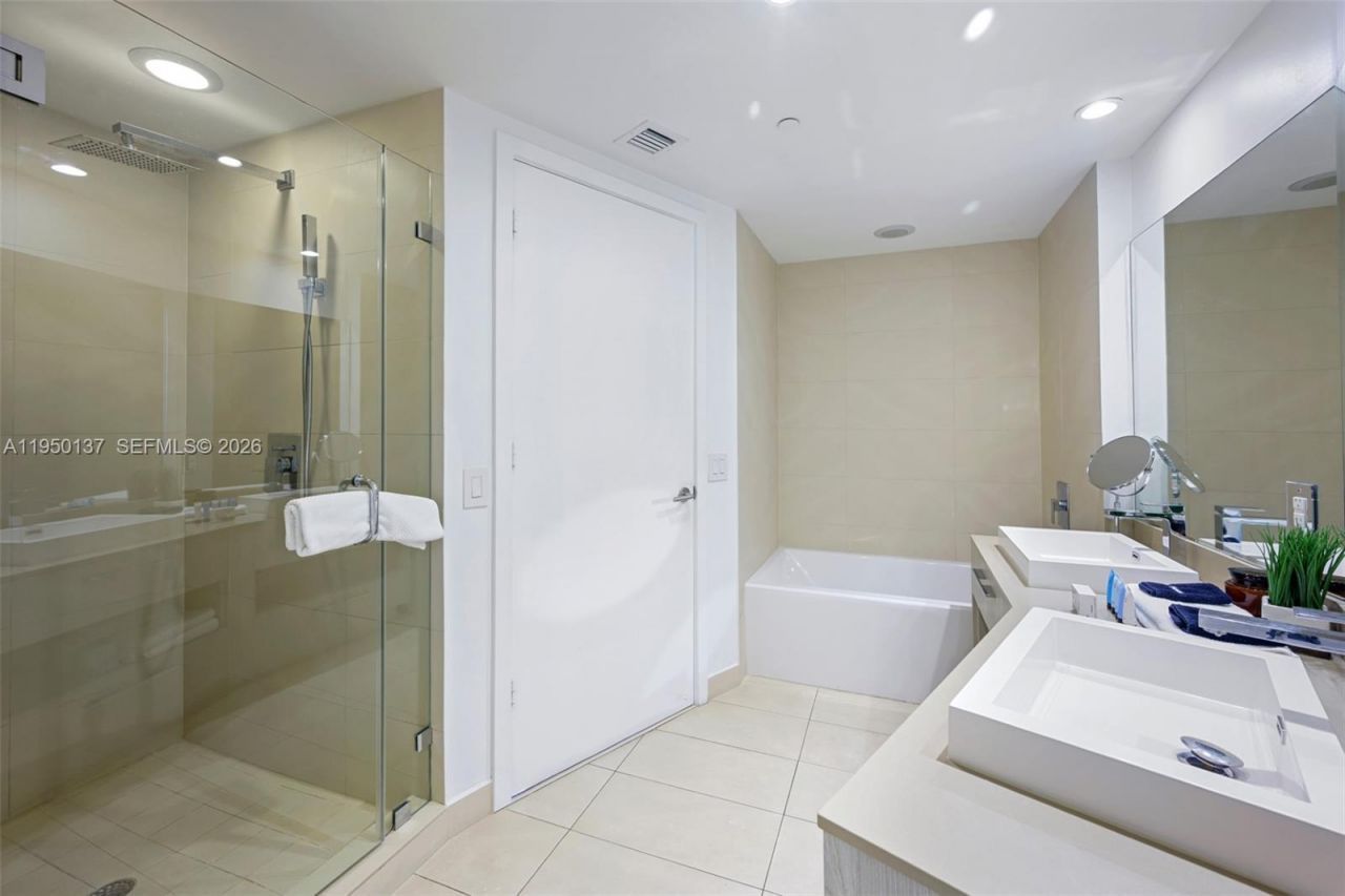 4111 S Ocean Dr , Unit 3002, Hollywood, FL 33019 Photo