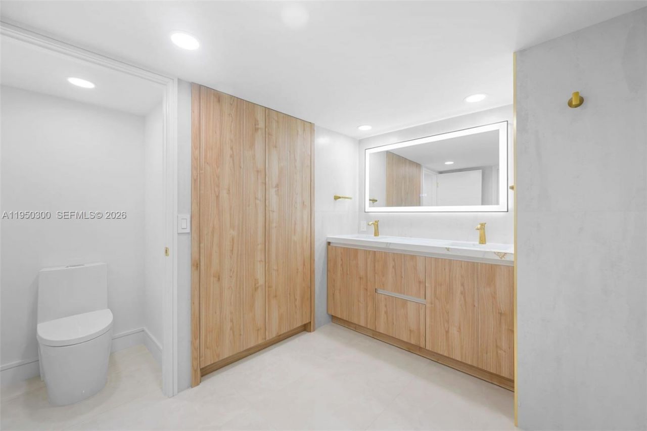 2200 S Ocean Ln, Unit 2204, Fort Lauderdale, FL 33316 Photo