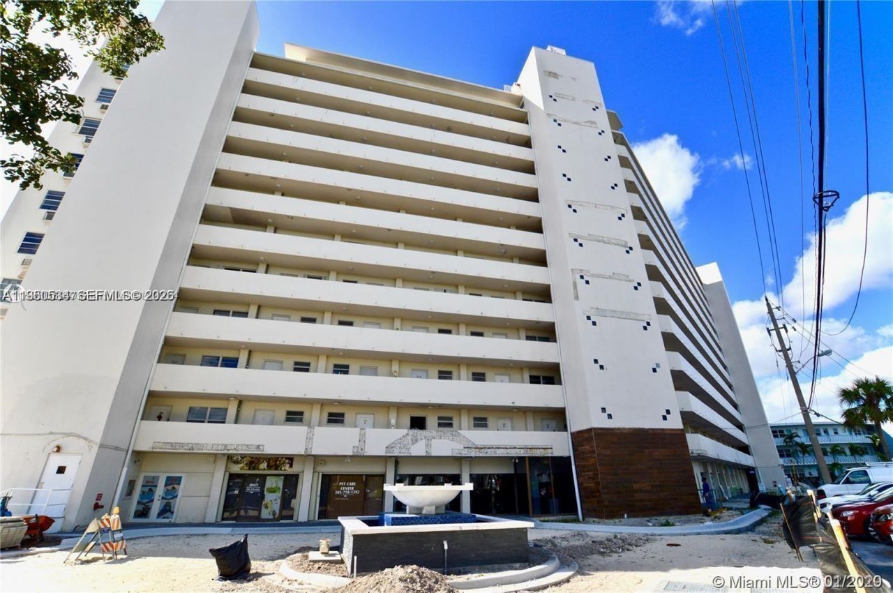 7904 West Dr, Unit 1004, North Bay Village, FL 33141 Photo