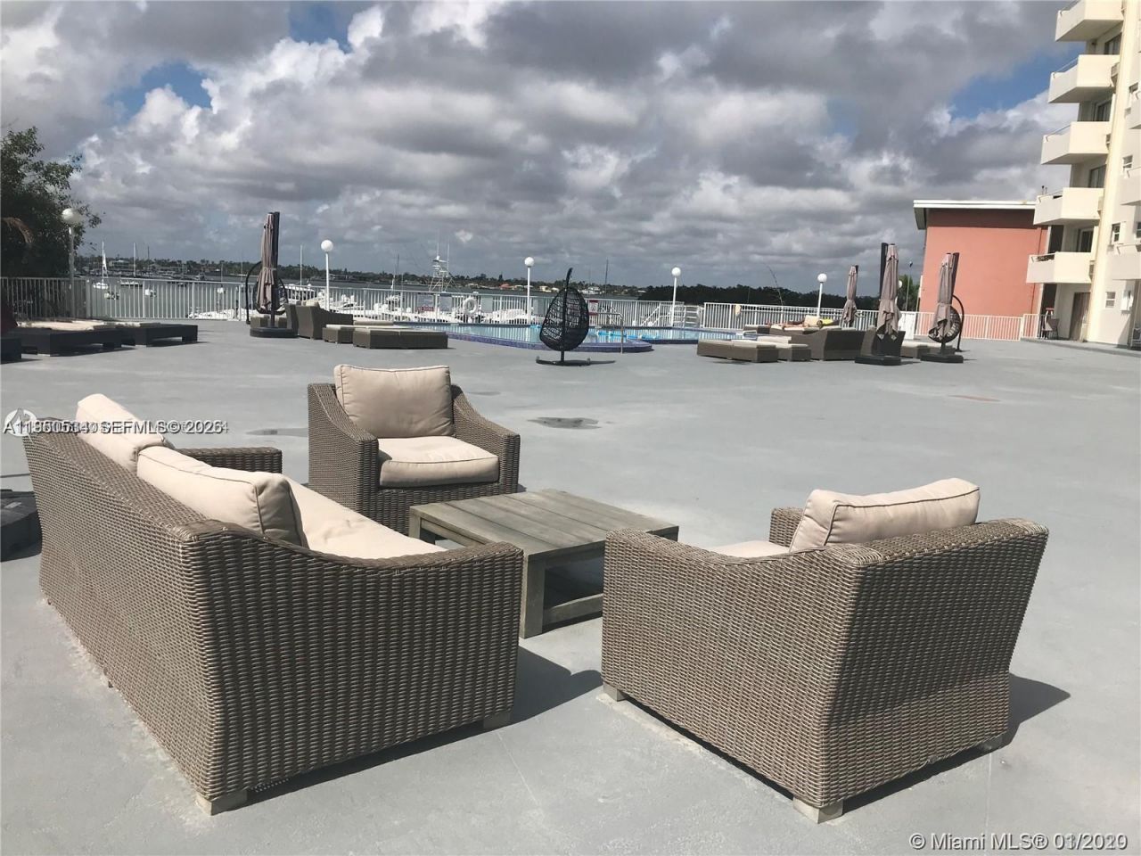 7904 West Dr, Unit 1004, North Bay Village, FL 33141 Photo