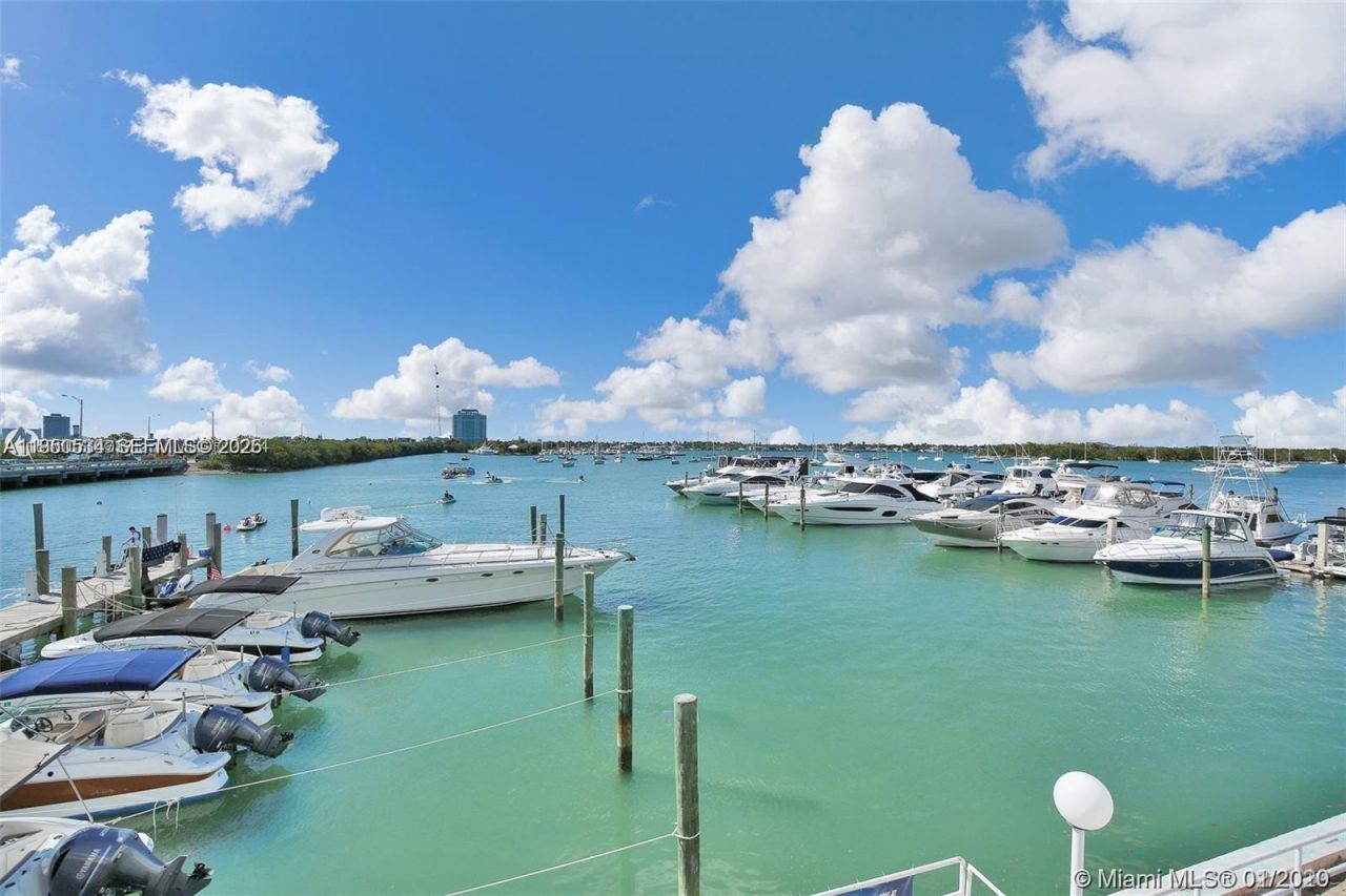 7904 West Dr, Unit 1004, North Bay Village, FL 33141 Photo