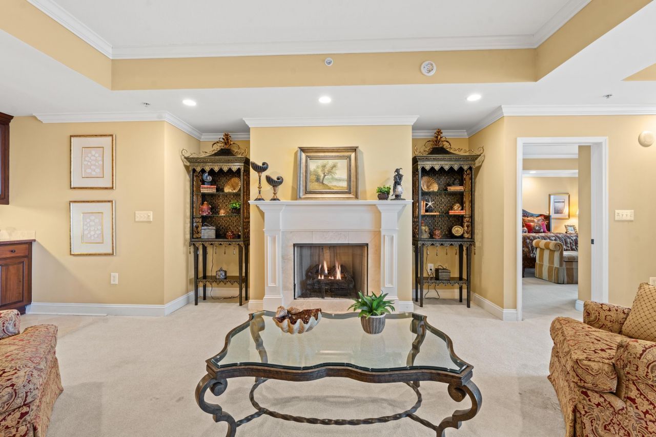 9547 Edgerton Dr.  Photo 4