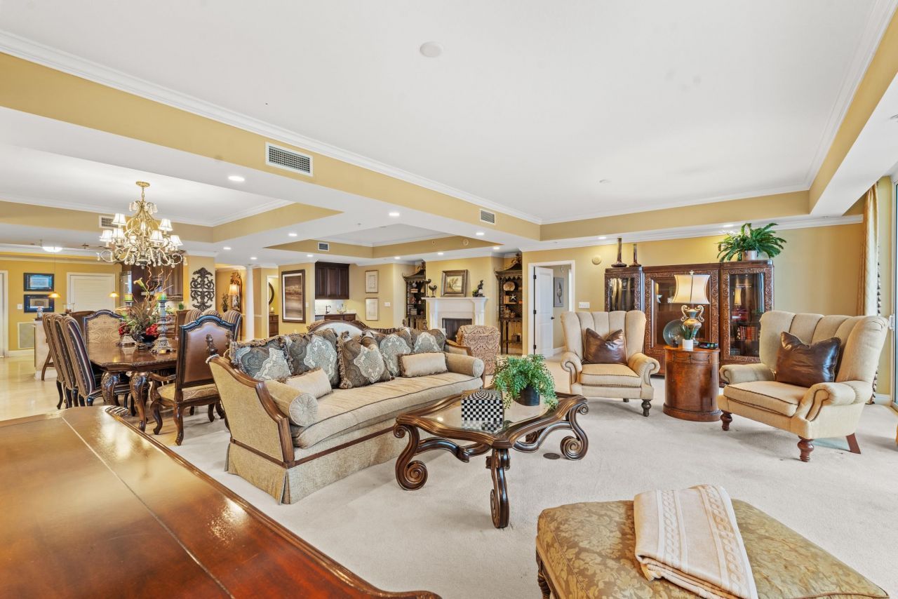 9547 Edgerton Dr.  Photo 7