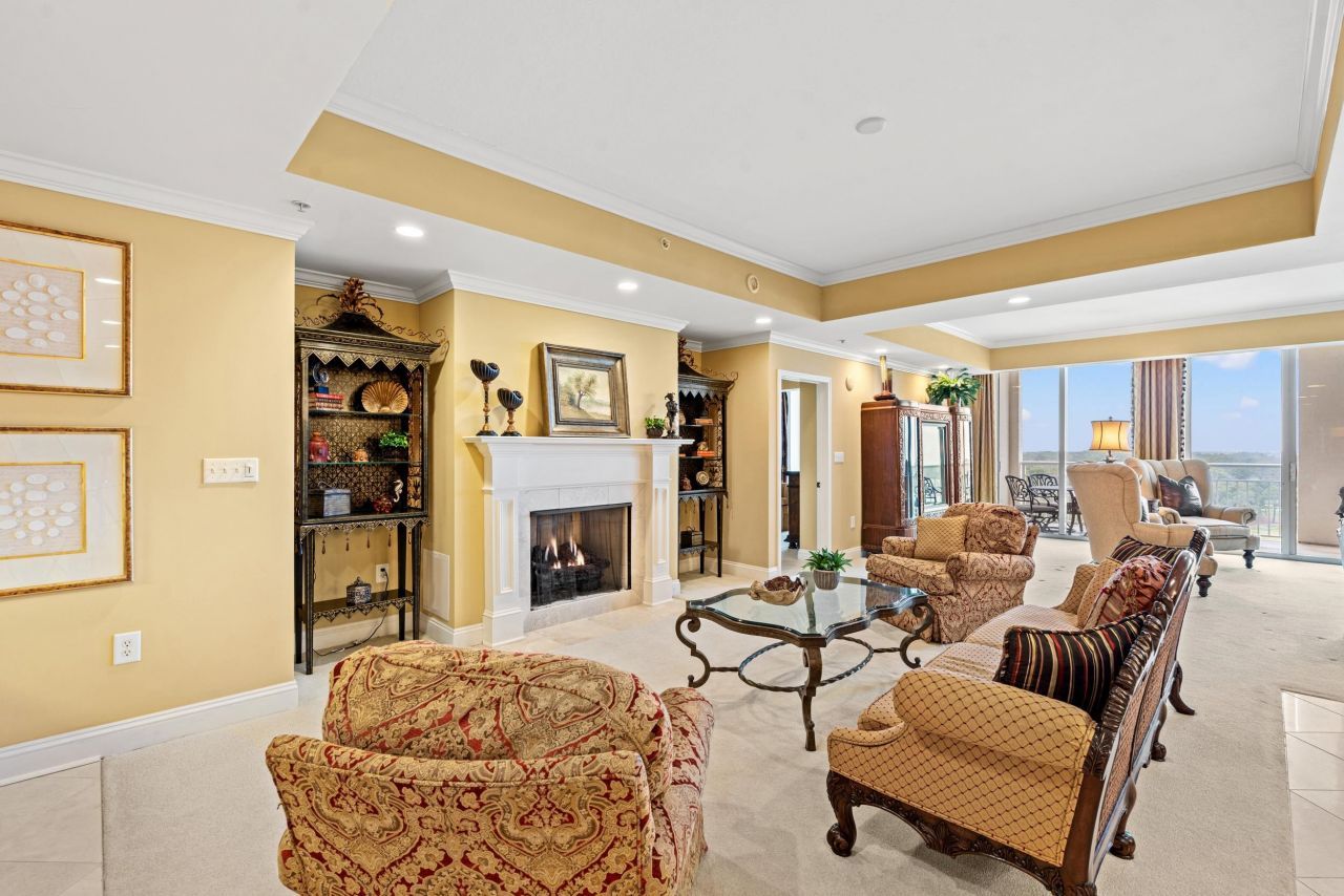 9547 Edgerton Dr. Photo 8