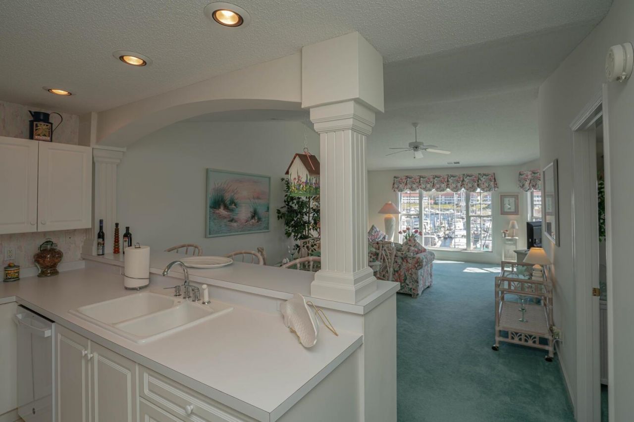 4625 Lightkeepers Way  Photo 10