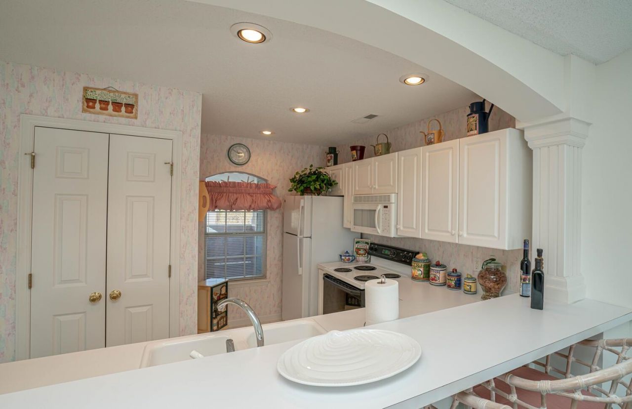 4625 Lightkeepers Way  Photo 12