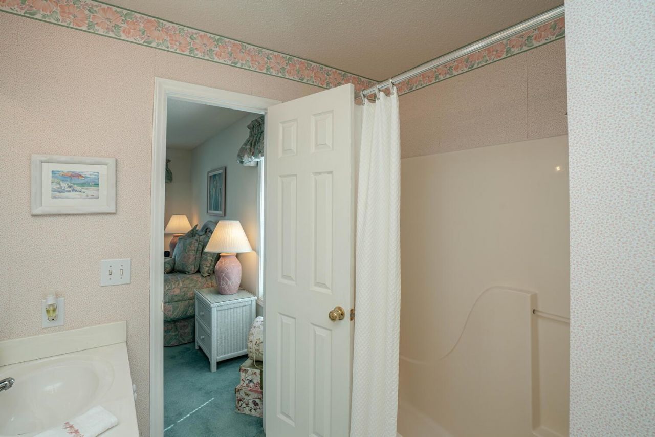 4625 Lightkeepers Way  Photo 28