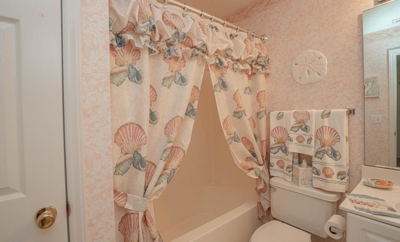 4625 Lightkeepers Way  Photo 8