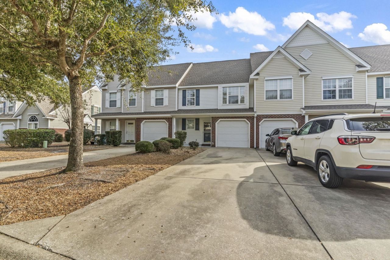 537 Uniola Dr. Photo 37