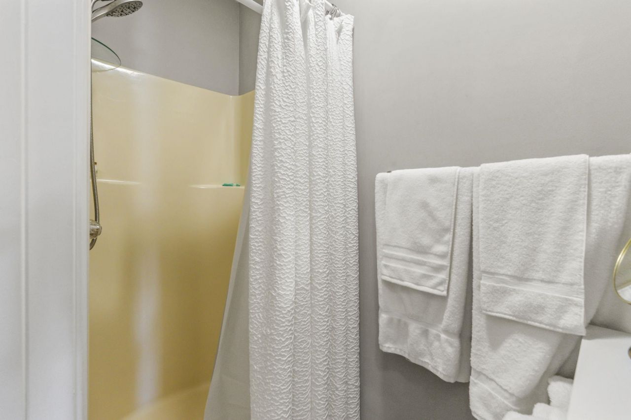 206 Double Eagle Dr. Photo 11