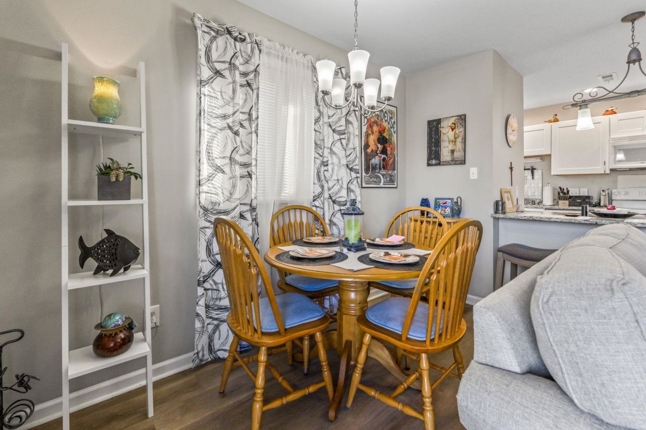 206 Double Eagle Dr. Photo 17