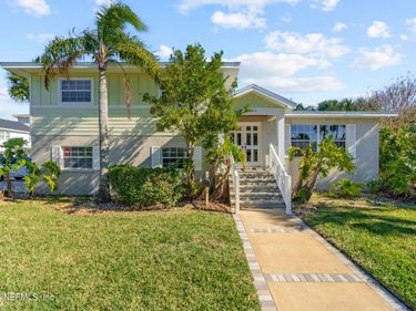 3001 1ST Street S, Jacksonville Beach, FL 32250