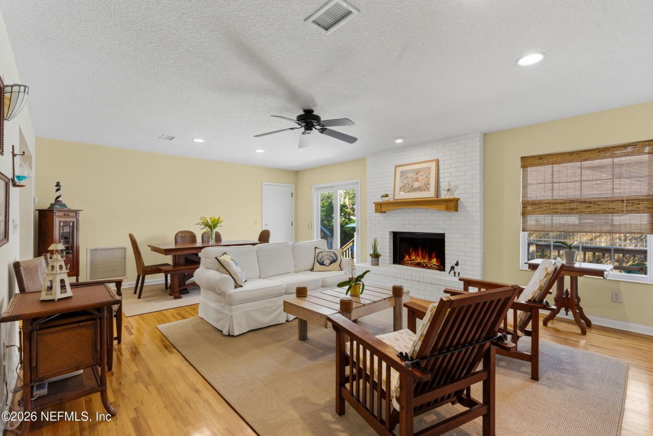 3001 1st Street S, Jacksonville Beach, FL 32250 Photo