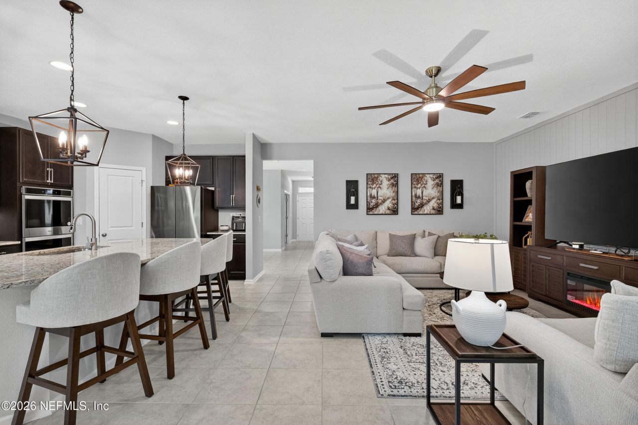 688 Sycamore Way, Orange Park, FL 32073 Photo