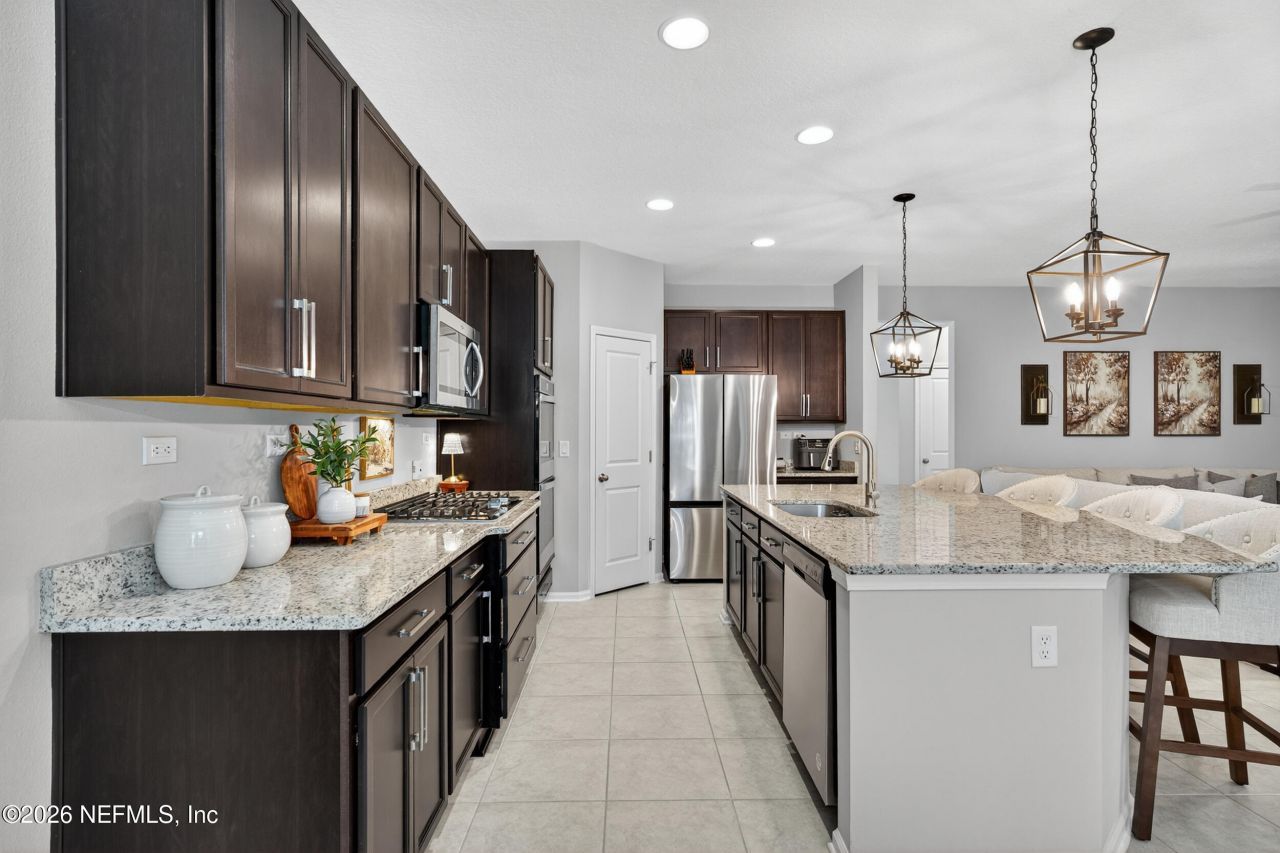 688 Sycamore Way, Orange Park, FL 32073 Photo