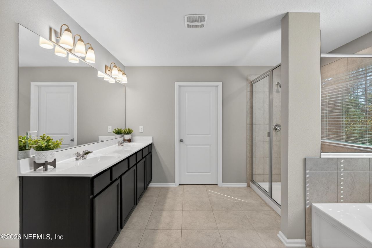 688 Sycamore Way, Orange Park, FL 32073 Photo