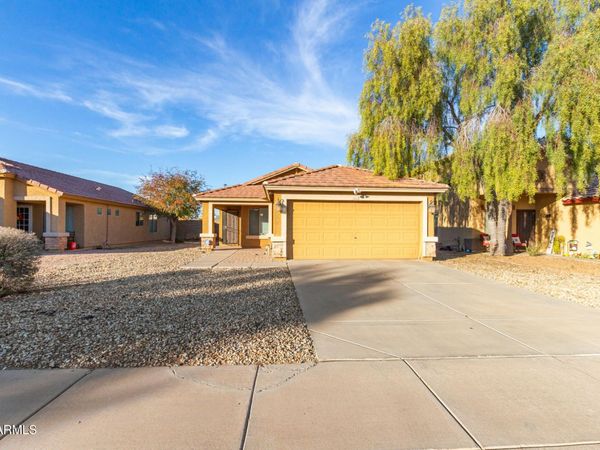 6622 W NEZ PERCE Street, Phoenix, AZ 85043