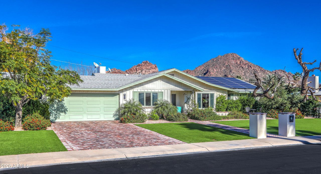 4222 E CALLE REDONDA Phoenix, AZ 85018