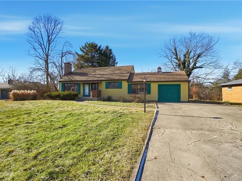 1905 N Longview Street, Beavercreek, OH 45432 Photo 2