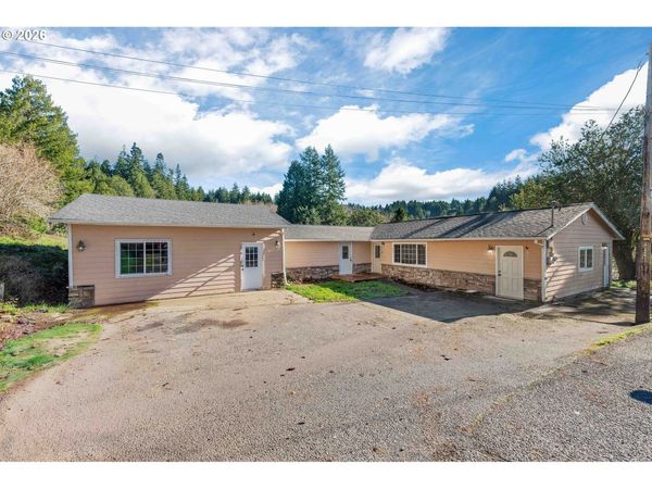 1643 SHELLEY RD, Coquille, OR 97423