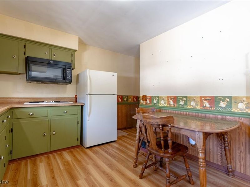 1945 Fairbrook Avenue NE, East Canton, OH 44730 Photo 10