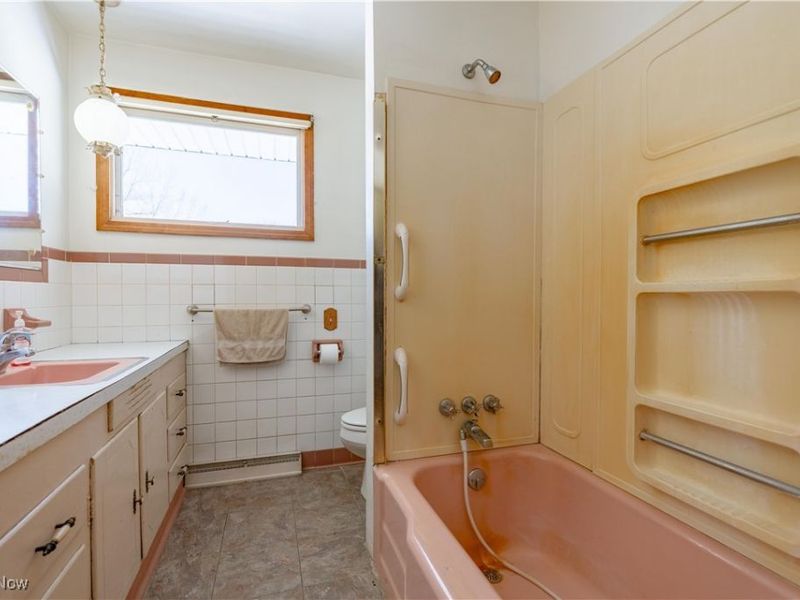 1945 Fairbrook Avenue NE, East Canton, OH 44730 Photo 16