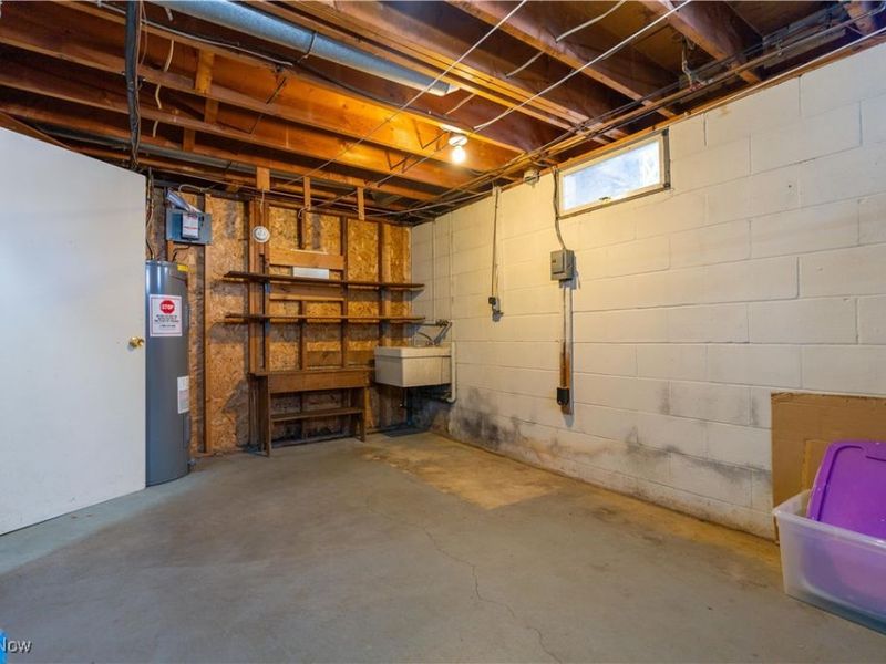 1945 Fairbrook Avenue NE, East Canton, OH 44730 Photo 24