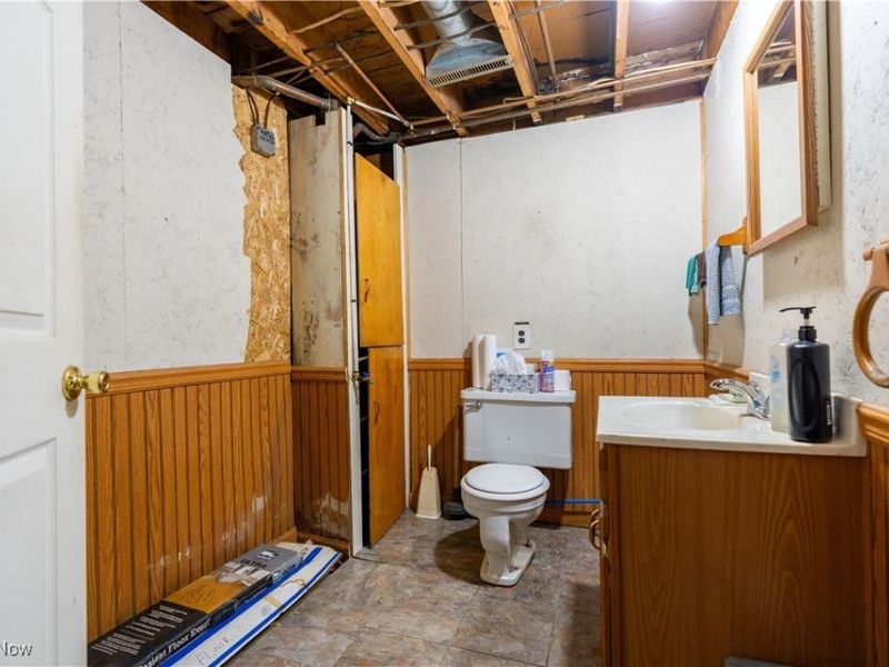 1945 Fairbrook Avenue NE, East Canton, OH 44730 Photo 25