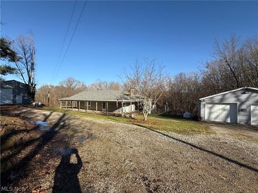 2985 Township Road 362 SE, New Lexington, OH 43764