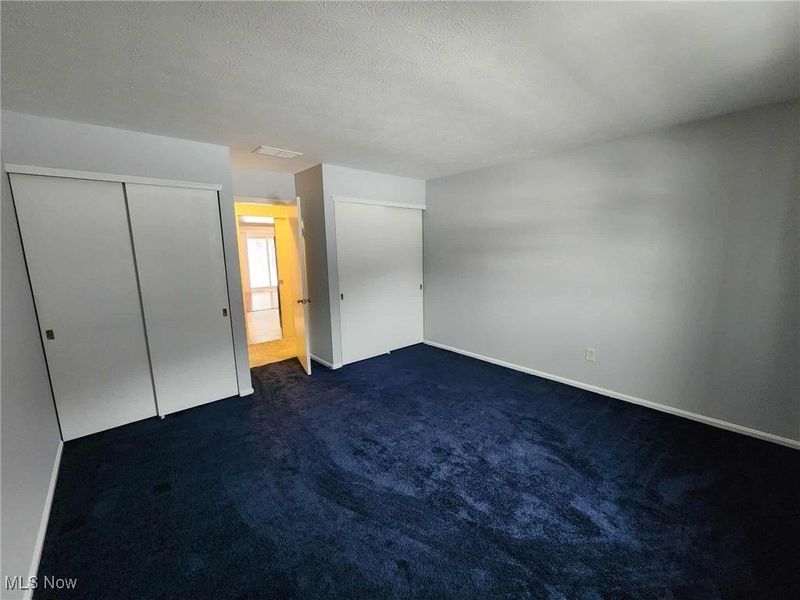 6960 Carriage Hill Drive, Brecksville, OH 44141 Photo 16